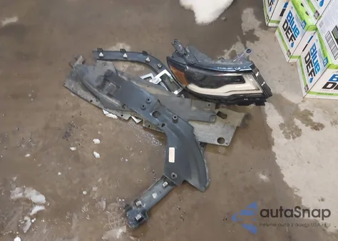 2018 Jeep Compass Limited 4X4 из США, поврежденный, VIN 3C4NJDCB0JT199837